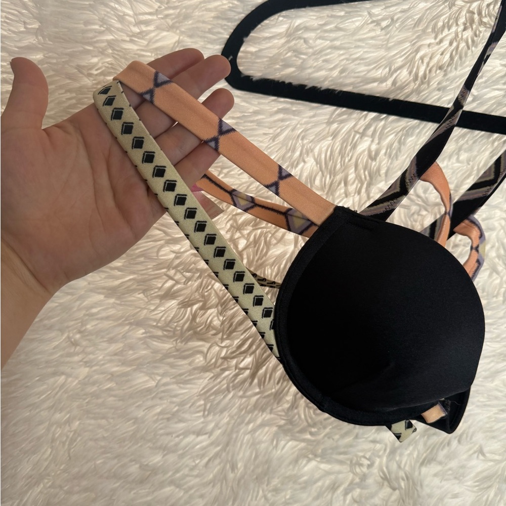 Victoria's Secret Black and Geometric Bikini Top